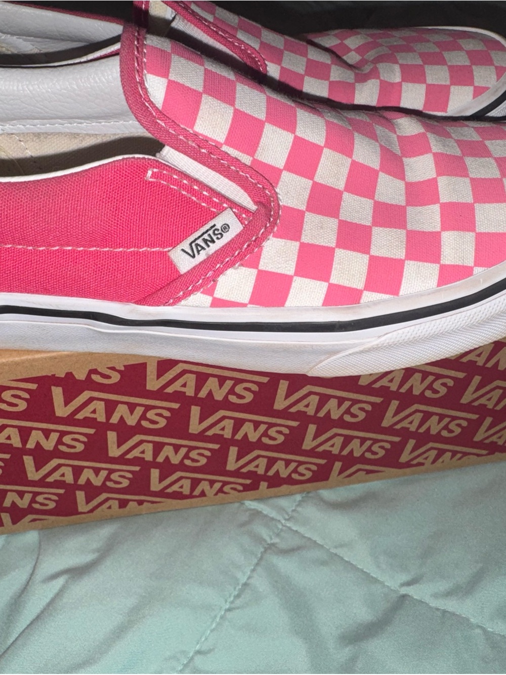 Vans Classic Slip-On Color Theory Pink Checkerboard Shoes Junior 6.5